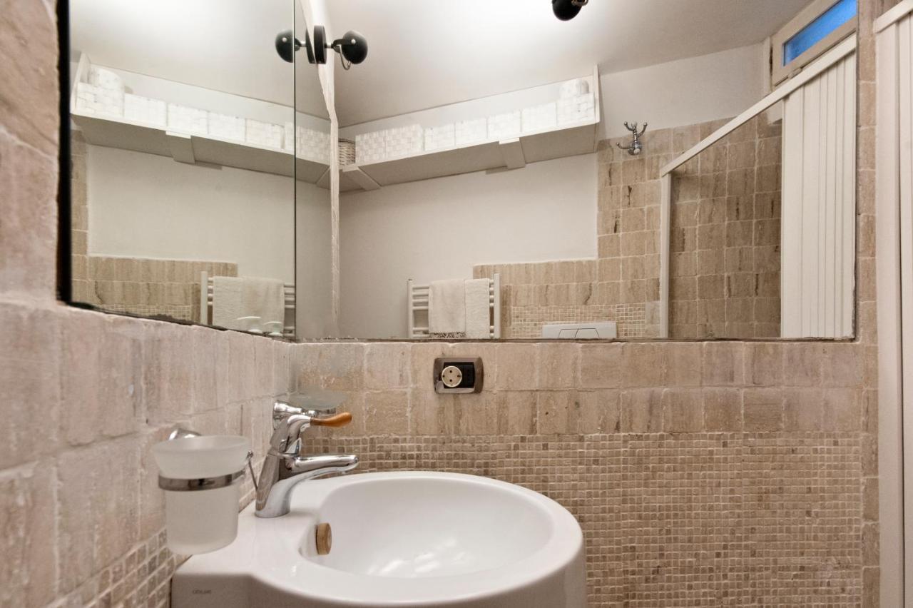 Casa Dell'Arco Old Town - Sit Apartment 莱切 外观 照片